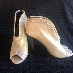 VINCE CAMUTO SHOES